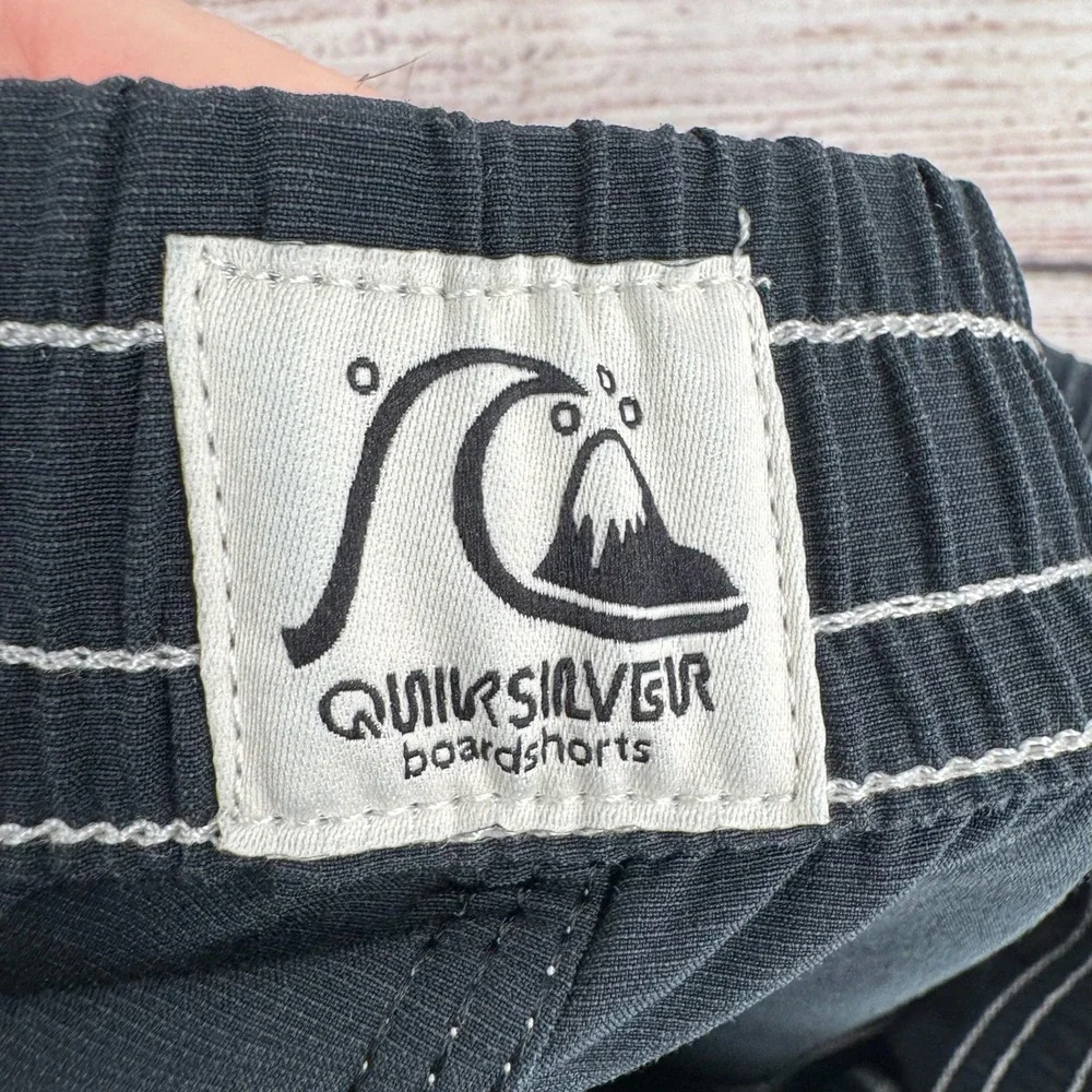 Vintage Y2K Quiksilver Boardshorts Kids Small Black Checkerboard Swim Trunks